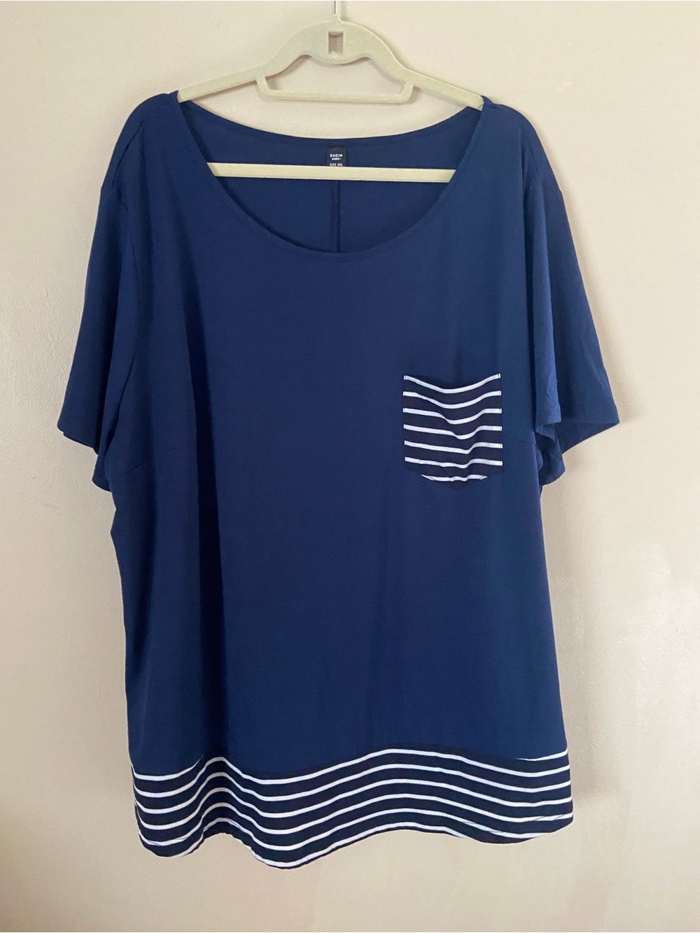 SHEIN Navy Short Sleeve Tee with Striped Pocket & Hem